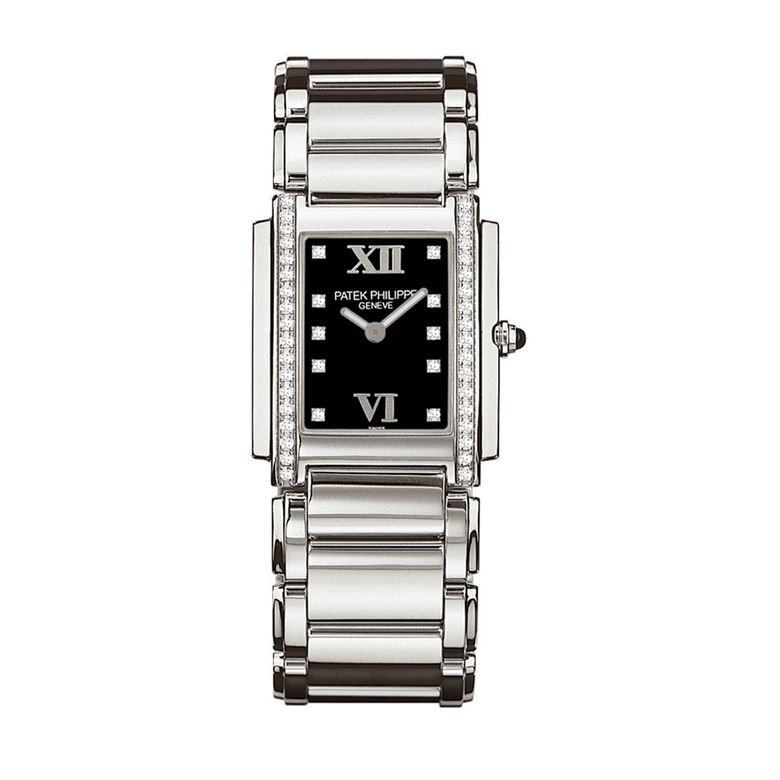 這一款1999年推出的標誌性腕錶，是Patek Philippe入門女裝錶的首選。靈感來自經典