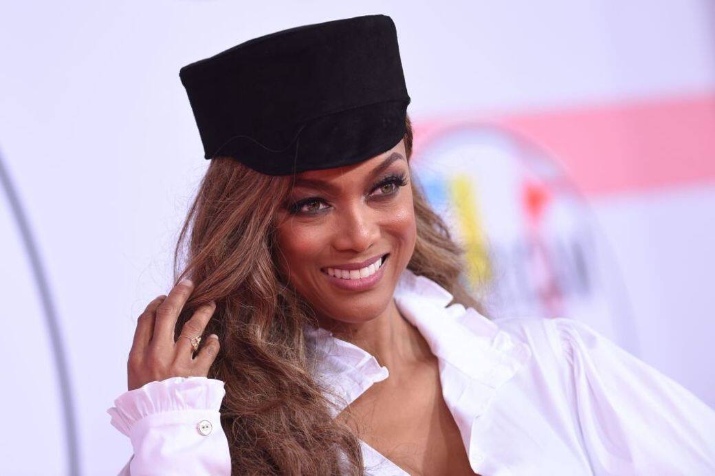 Tyra Banks在2020年5月底正式就《ANTM》節目的爭議內容道歉。 Tyra Banks在2020年5月底正式就《ANTM》節目的爭議內容道歉。
