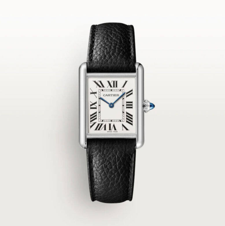 Cartier Tank Must大型款手錶的石英機芯、精鋼錶殼配小牛皮錶帶，耐看時尚的搭配