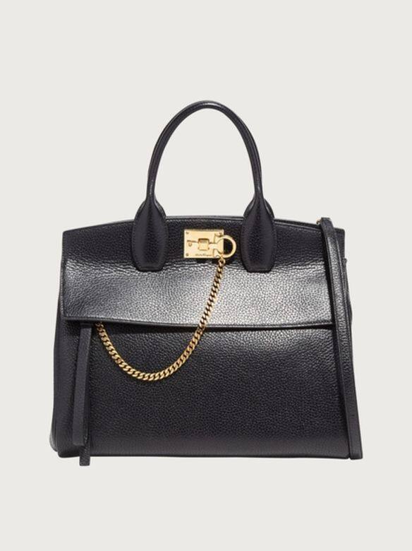 Salvatore Ferragamo 黑色皮革手袋 $20,900 Salvatore Ferragamo 黑色皮革手袋 $20,900