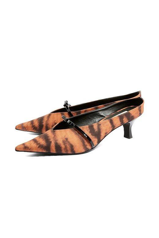 TopshopJojo小貓跟鞋- £18(約港幣$180) TopshopJojo小貓跟鞋- £18(約港幣$180)
