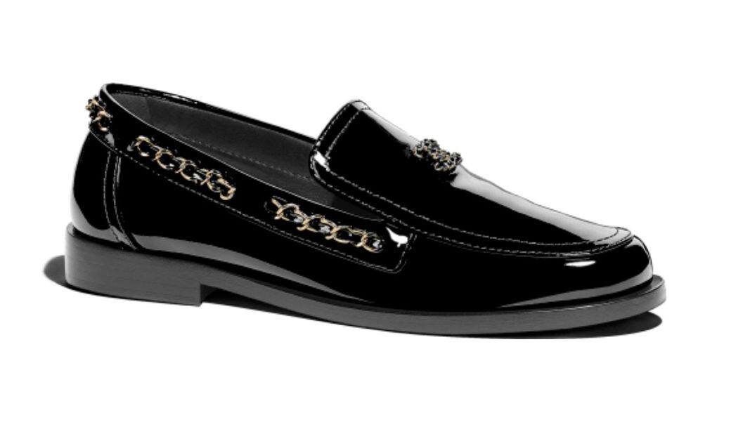 25歲以上至少擁有一雙!Chanel、Céline、Roger Vivier、Valentino 4大高級時尚品牌平底鞋推薦! 25歲以上至少擁有一雙!Chanel、Céline、Roger Vivier、Valentino 4大高級時尚品牌平底鞋推薦!
