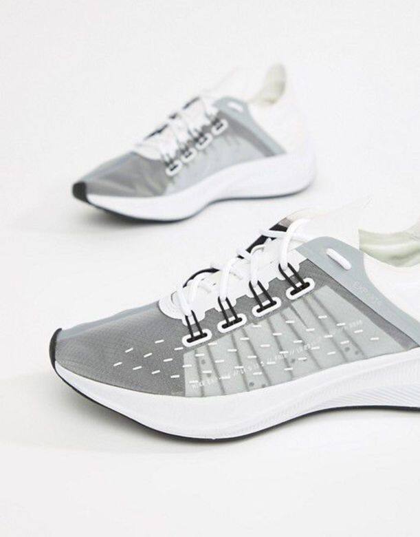 Nike白灰配色波鞋