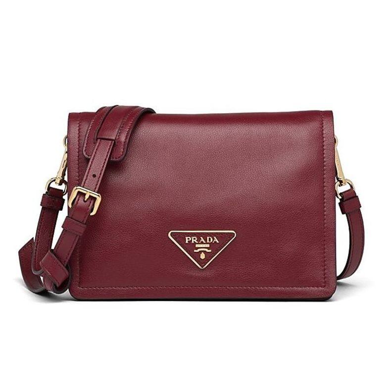 Prada 三角logo皮革斜肩手袋 Prada 三角logo皮革斜肩手袋