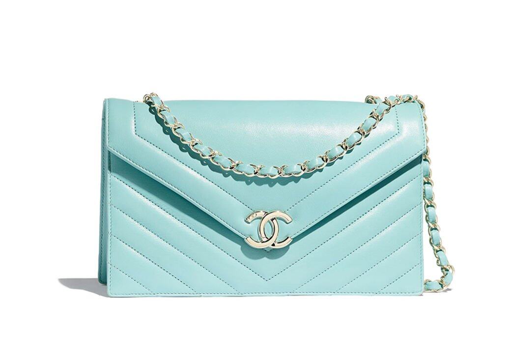 Tiffany Blue淺藍色小牛皮Chanel Flap Bag $28,500