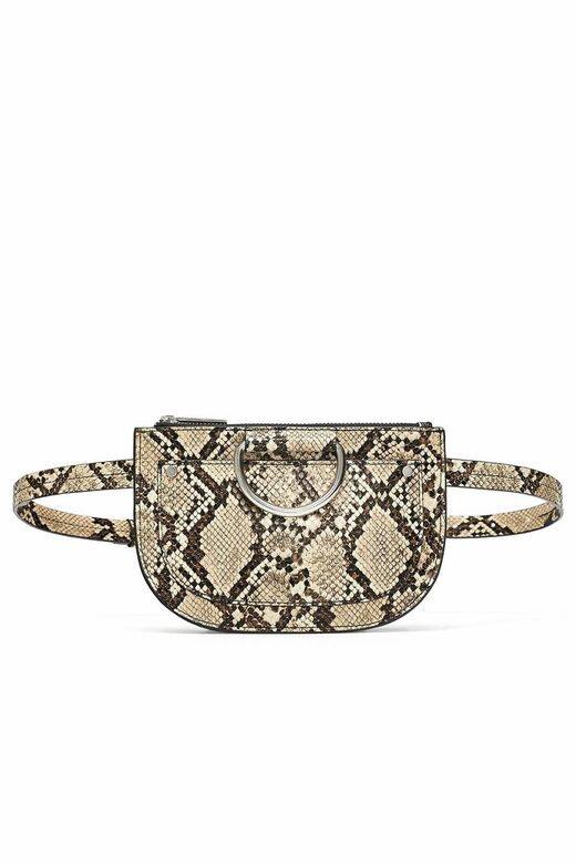 Zara Animal Printed Belt BagUS$29.90 (大約港幣235)(zara.com)
