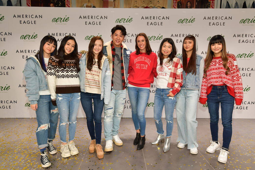 American Eagle Outfitters沙田新城市廣場店開幕!許廷鏗丶林欣彤親身示範聖誕佳節造型 American Eagle Outfitters沙田新城市廣場店開幕!許廷鏗丶林欣彤親身示範聖誕佳節造型