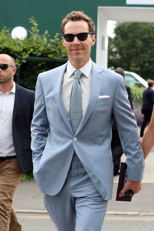 覺得黑白灰禮服普通了點?不如參考Benedict Cumberbatch出席溫布頓網球錦標賽時造型 覺得黑白灰禮服普通了點?不如參考Benedict Cumberbatch出席溫布頓網球錦標賽時造型