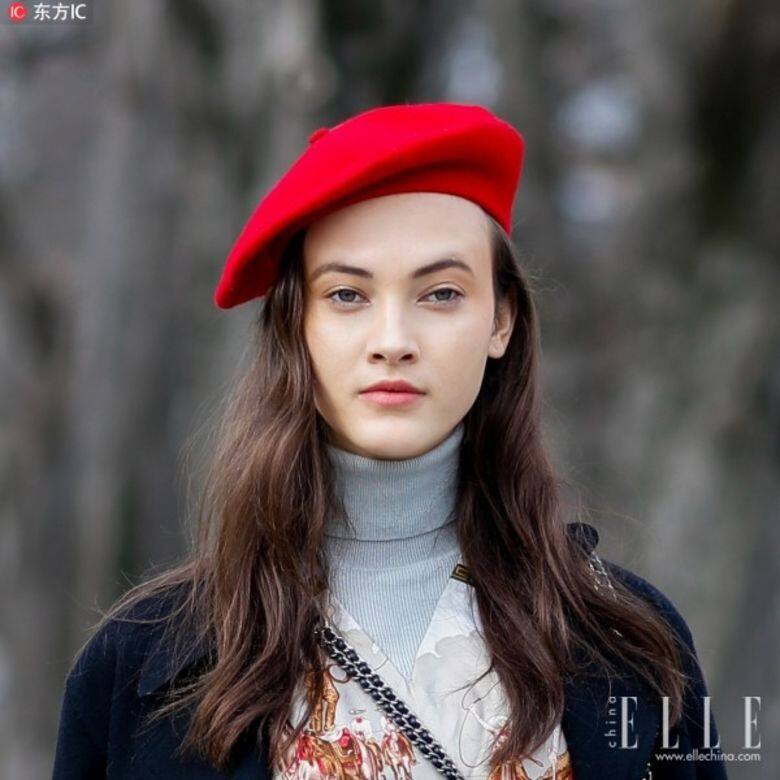 長臉女生 - 高領臉長的女生最大問題是如何顯得溫婉,因為長臉的氣勢是 長臉女生 - 高領臉長的女生最大問題是如何顯得溫婉,因為長臉的氣勢是