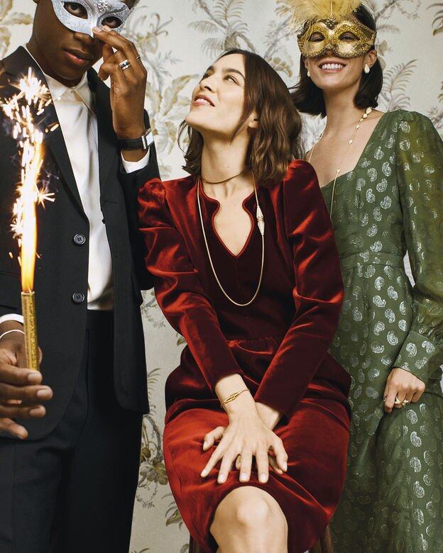 Alexa Chung模特兒、記者、電視節目主持人和企業家,身兼多職的Alexa Chung,造型風格與 Alexa Chung模特兒、記者、電視節目主持人和企業家,身兼多職的Alexa Chung,造型風格與