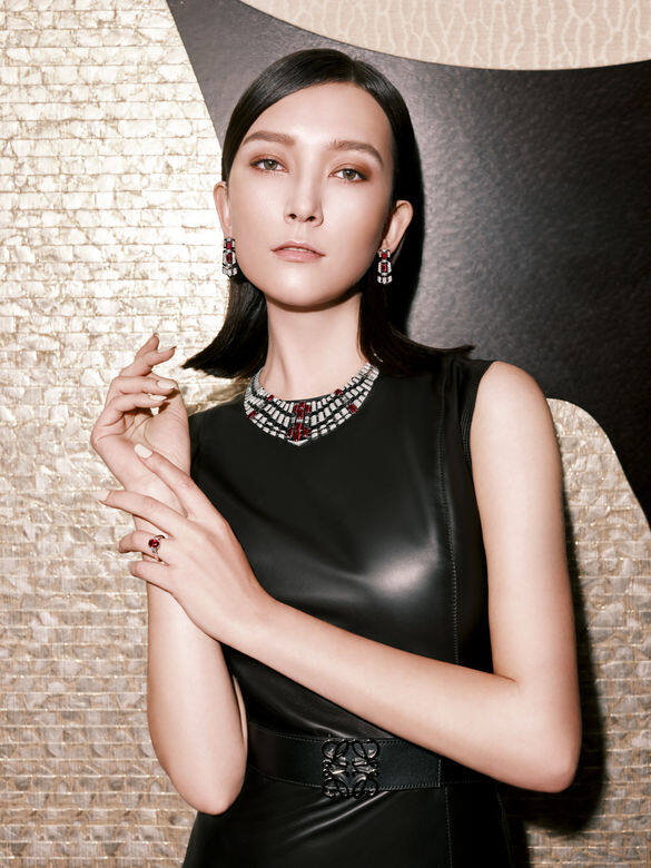 紅寶石乃寶石中的女王,寶石的高貴氣質再配上卡地亞非凡創意,大自然 紅寶石乃寶石中的女王,寶石的高貴氣質再配上卡地亞非凡創意,大自然