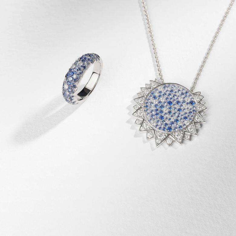Sunlight & Limelight Gala系列共呈現三款珠寶首飾，包括頸鏈、戒指和耳環。18K白金戒環飾