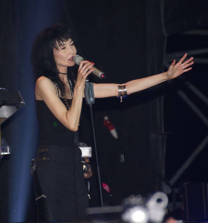 2014年5月，張曼玉現身於上海草莓音樂節的舞台上，首次唱歌給大家聽。當