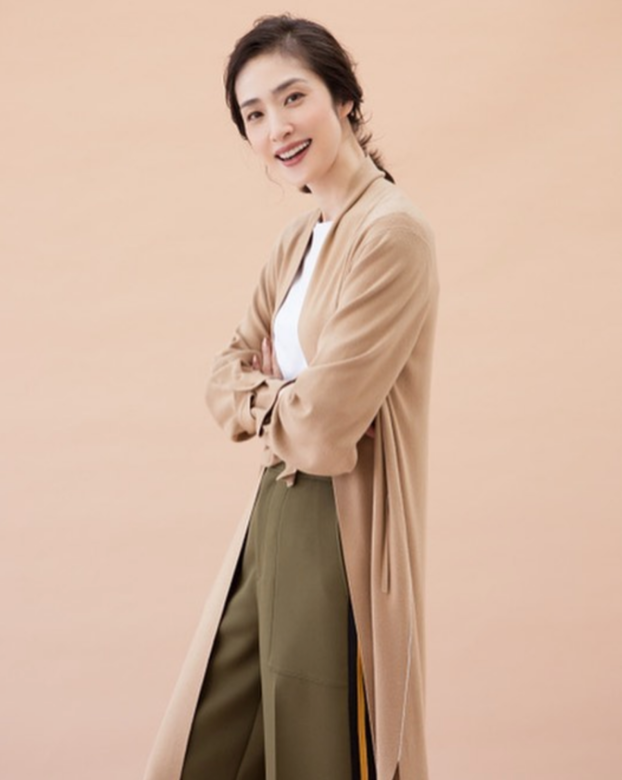 天海祐希被日本年輕女性選為「最想成為的人」第一名,全因她夠真實。她自 天海祐希被日本年輕女性選為「最想成為的人」第一名,全因她夠真實。她自