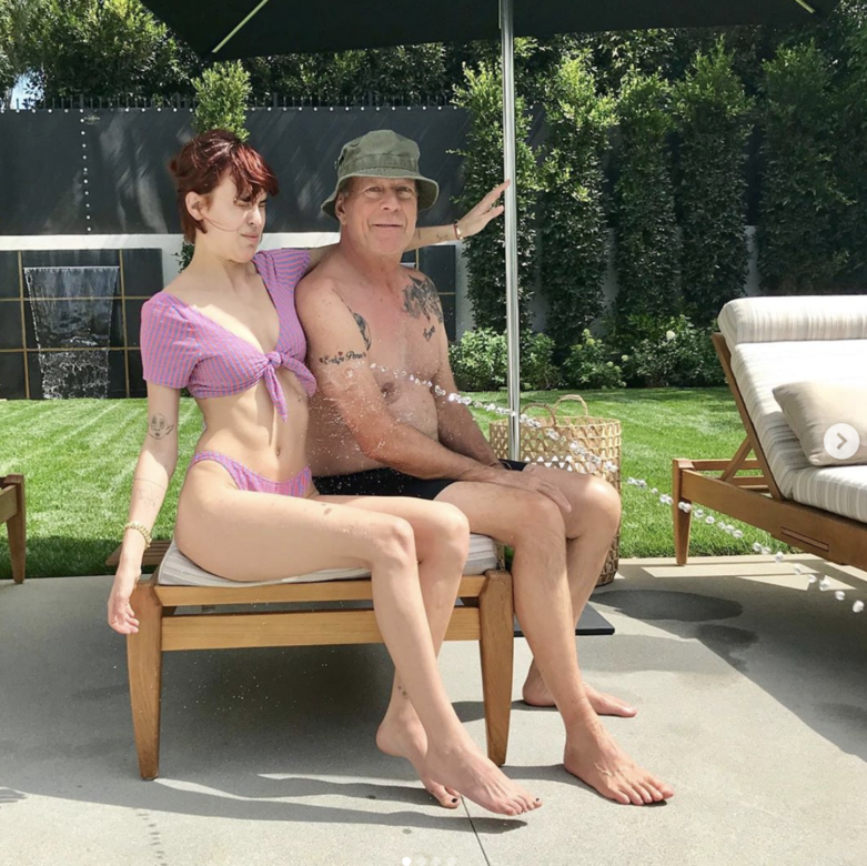細女Tallulh擁有不羈個性,不時分享自己裸露的照片,更曾經因為爸爸的生日,要求Bruce Willis把自己的長髮剃成光頭,認真沒底線。 細女Tallulh擁有不羈個性,不時分享自己裸露的照片,更曾經因為爸爸的生日,要求Bruce Willis把自己的長髮剃成光頭,認真沒底線。