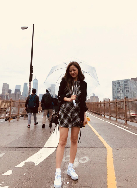 Blackpink Jisoo 街拍時尚穿搭 Blackpink Jisoo 街拍時尚穿搭