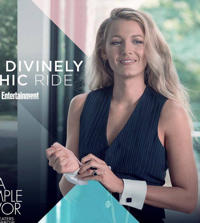 Blake Lively 《小心幫忙》的背心型西裝外套穿搭 Blake Lively 《小心幫忙》的背心型西裝外套穿搭