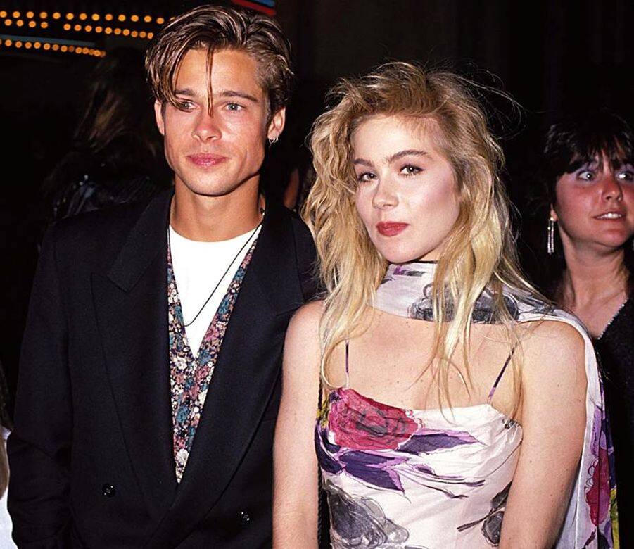 暗暗地襯了碎花的Christina Applegate與Brad Pitt。 暗暗地襯了碎花的Christina Applegate與Brad Pitt。