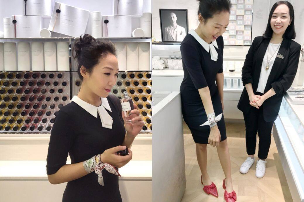 卓韻芝早前出席Dior新店活動,悉心打扮,穿上白色領黑色貼身連身裙,綁了 卓韻芝早前出席Dior新店活動,悉心打扮,穿上白色領黑色貼身連身裙,綁了