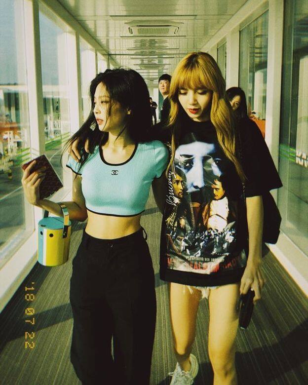 Blackpink Jennie VS 2NE1 CL 的機場造型 Blackpink Jennie VS 2NE1 CL 的機場造型