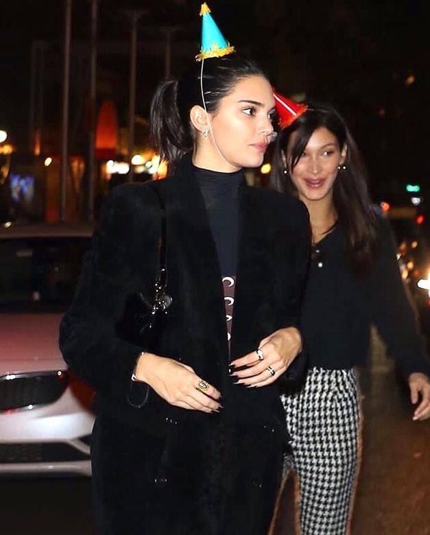 Kendall Jenner 23 歲的慶生服裝 Kendall Jenner 23 歲的慶生服裝