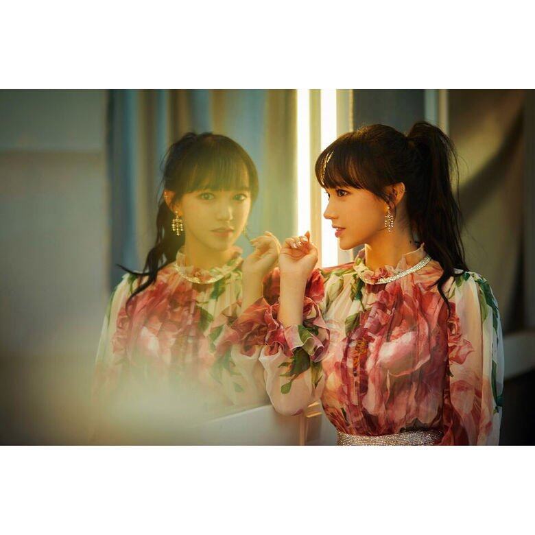 在綻藝節目《勇敢的世界》中跟程瀟碰頭的陳喬恩形容小女生是 「假嚴肅真 在綻藝節目《勇敢的世界》中跟程瀟碰頭的陳喬恩形容小女生是 「假嚴肅真