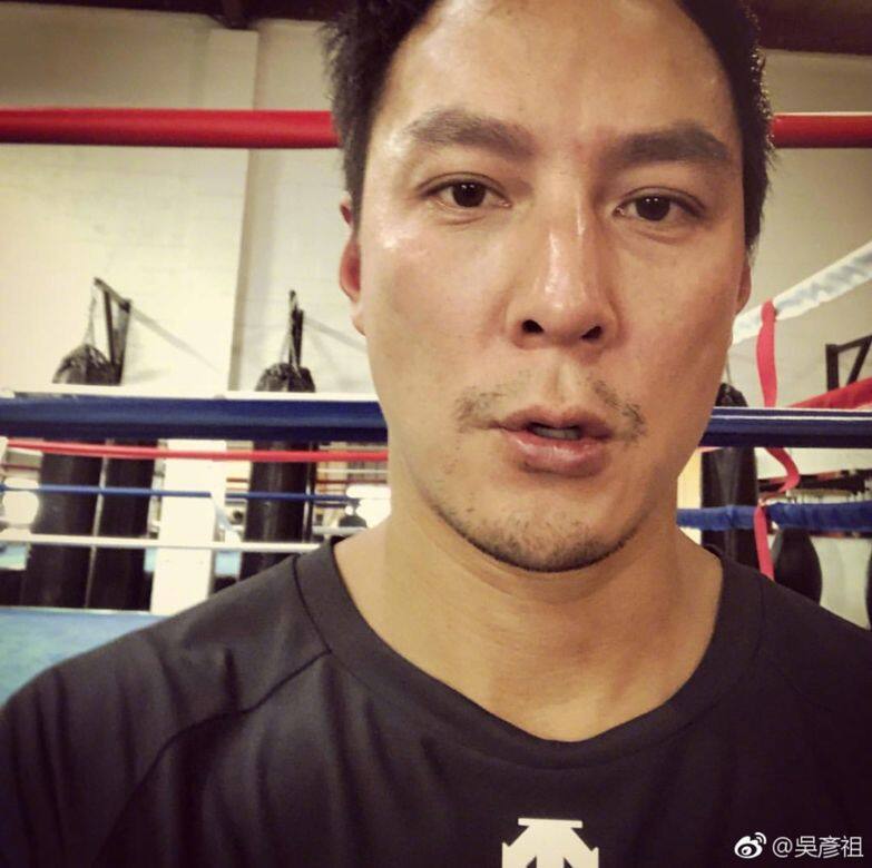 44歲的吳彥祖,比以往更加努力去運動,鞭策自己力保男神形象。Daniel有感而發:「當我年紀更大,我要更努力和更聰明去維持和爭取更多。」 44歲的吳彥祖,比以往更加努力去運動,鞭策自己力保男神形象。Daniel有感而發:「當我年紀更大,我要更努力和更聰明去維持和爭取更多。」