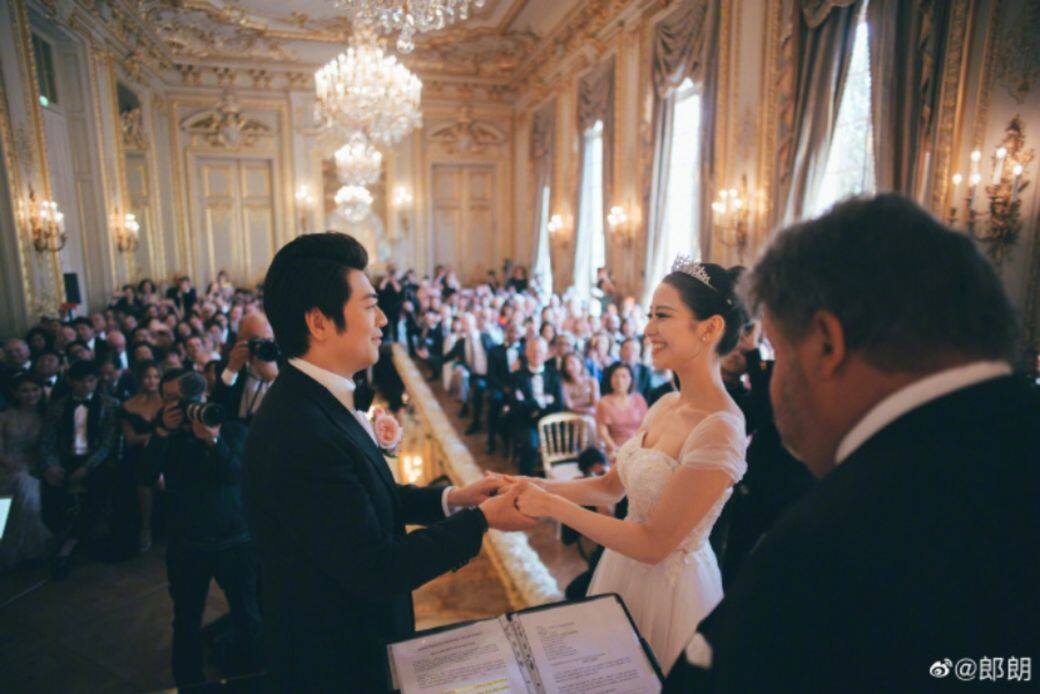在法國時間6月2日，郎朗與Gina Alice在巴黎凡爾賽宮舉行了婚禮晚宴。郎朗