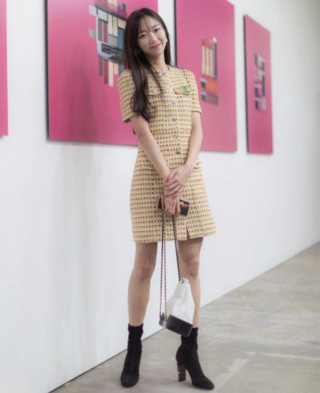 高孝周如今已成為韓國時尚活動常客，連Chanel美妝都邀她出席活動，她穿起