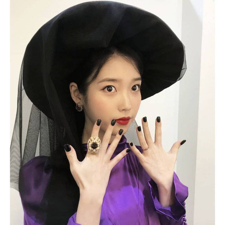 還有來自Jamie & Bell的戒指!Photo: Instagram@shinae.lee 還有來自Jamie & Bell的戒指!Photo: Instagram@shinae.lee