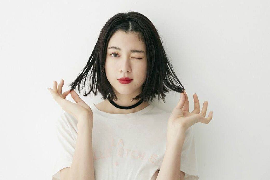三吉彩花在電影中首次擔任主角,以清新自然的演技贏得最優秀新人獎 三吉彩花在電影中首次擔任主角,以清新自然的演技贏得最優秀新人獎