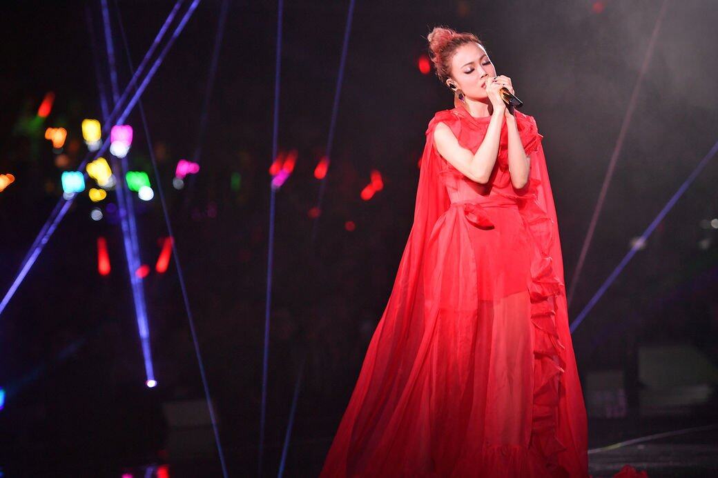 容祖兒2019演唱會華麗歌衫總整理!18場、超過30套舞台服裝真的「Pretty Crazy」! 容祖兒2019演唱會華麗歌衫總整理!18場、超過30套舞台服裝真的「Pretty Crazy」!