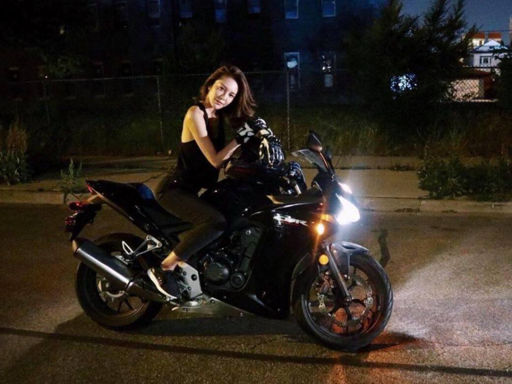 著工人褲、背心短褲派福利 !張曦雯《跳躍生命線》當至索車房技工 著工人褲、背心短褲派福利 !張曦雯《跳躍生命線》當至索車房技工