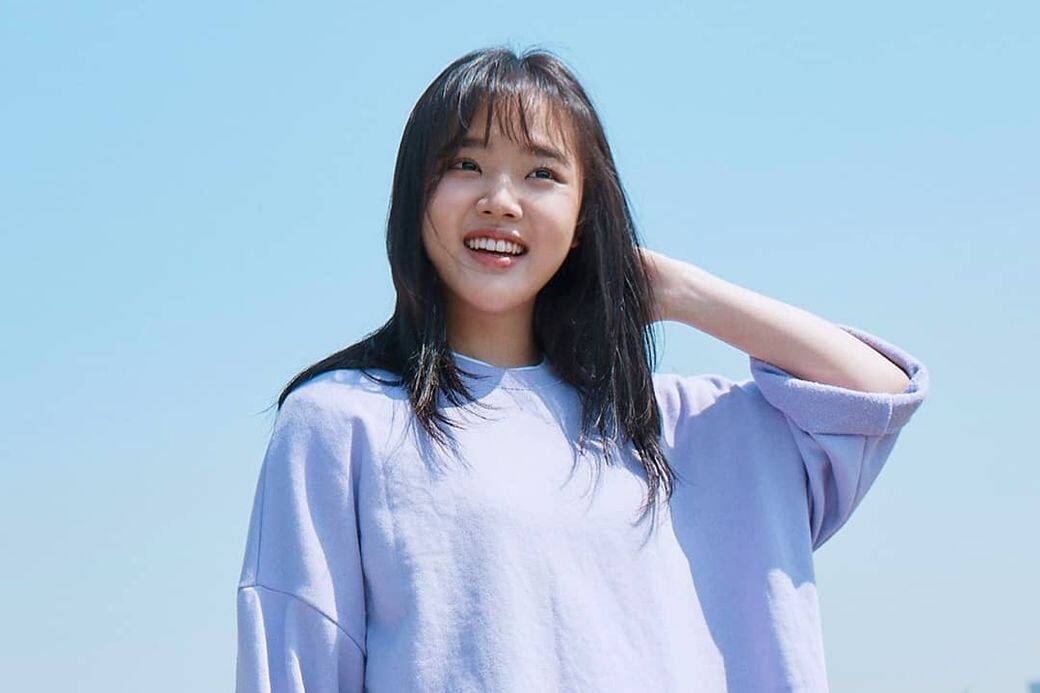 從《與神同行》系列到主演青春韓劇!18歲金香起的初戀系少女穿搭術 從《與神同行》系列到主演青春韓劇!18歲金香起的初戀系少女穿搭術