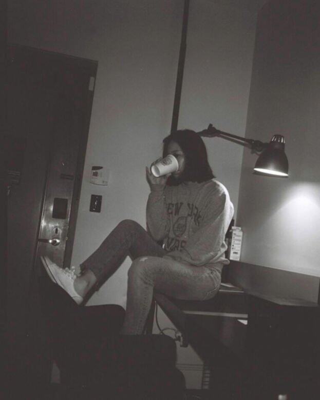 外冷內熱的高冷美人!f(x)Krystal鄭秀晶帥氣冷艷兼備的時尚穿搭 外冷內熱的高冷美人!f(x)Krystal鄭秀晶帥氣冷艷兼備的時尚穿搭