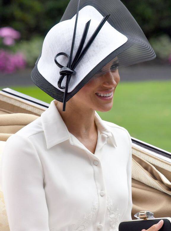 梅根越來越有王妃風範!盤點Meghan Markle婚後出席公開活動的穿搭造型 梅根越來越有王妃風範!盤點Meghan Markle婚後出席公開活動的穿搭造型