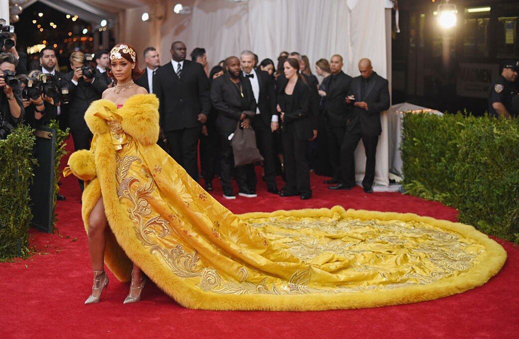 ELLE:身為設計師,對你而言Met Gala 當天最大的挑戰是什麼?Simon Hallin:Met Gala 是個會忙 ELLE:身為設計師,對你而言Met Gala 當天最大的挑戰是什麼?Simon Hallin:Met Gala 是個會忙