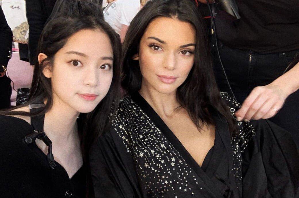 未能參與Victoria’s Secret 2017時裝騷的Kendall Jenner今年重返舞台,歐陽娜娜能夠與名模Kendall 未能參與Victoria’s Secret 2017時裝騷的Kendall Jenner今年重返舞台,歐陽娜娜能夠與名模Kendall