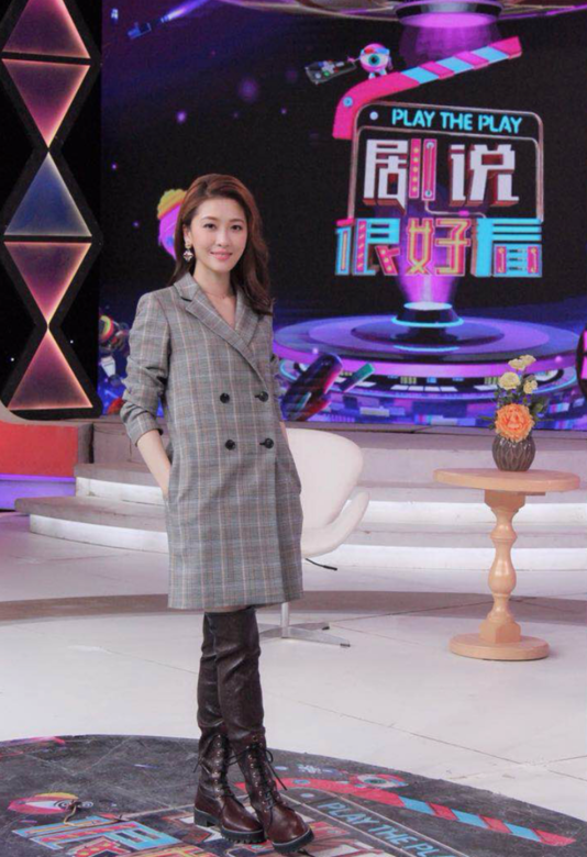 Niki曾主演劇集《衛子夫》而在內地人氣急升,而為了宣傳內地跟香港同步播 Niki曾主演劇集《衛子夫》而在內地人氣急升,而為了宣傳內地跟香港同步播