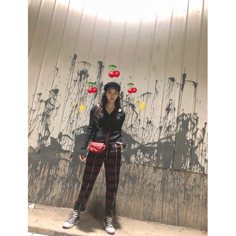 看歐陽娜娜Instagram學私下穿搭:格紋元素 看歐陽娜娜Instagram學私下穿搭:格紋元素