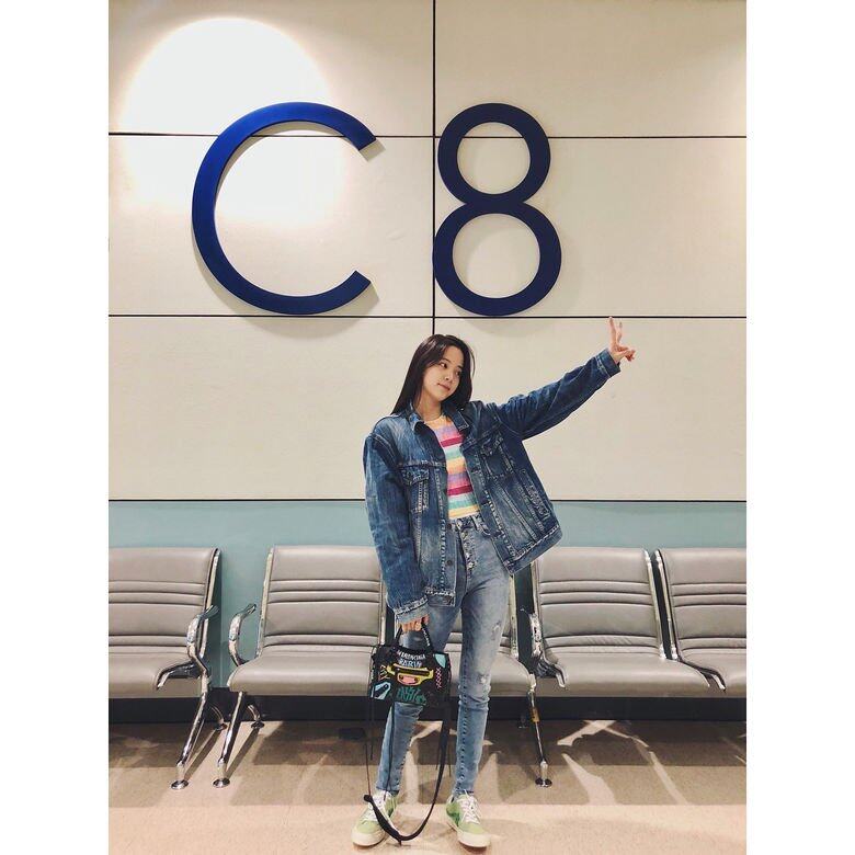看歐陽娜娜Instagram學私下穿搭:牛仔元素 看歐陽娜娜Instagram學私下穿搭:牛仔元素