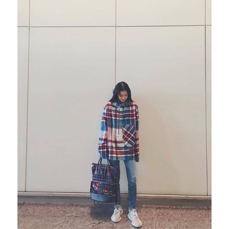 看歐陽娜娜Instagram學私下穿搭:格紋元素 看歐陽娜娜Instagram學私下穿搭:格紋元素