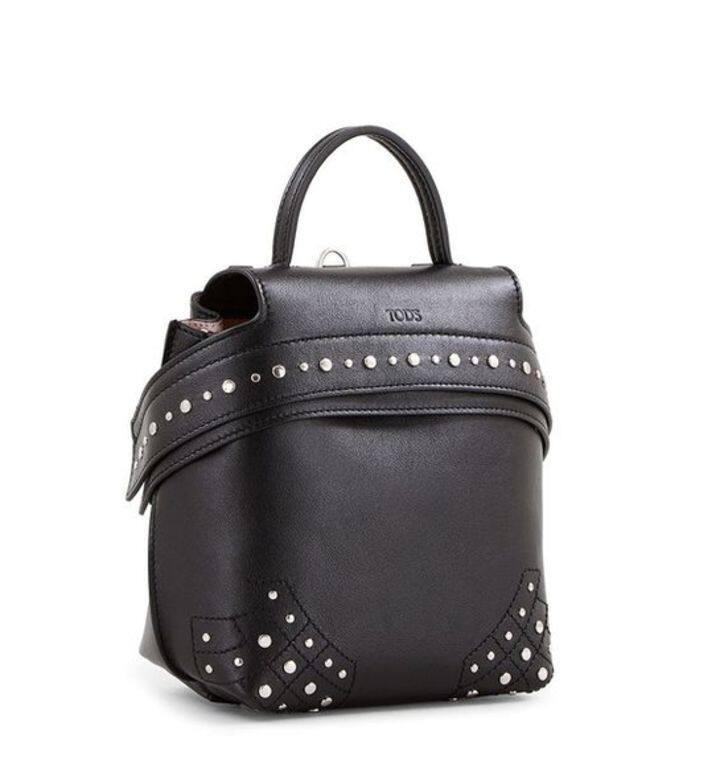 Tod's Wave Backpack小背囊Tod's的Wave Backpack 去年一推出就受到很多女明星的歡迎,有許 Tod's Wave Backpack小背囊Tod's的Wave Backpack 去年一推出就受到很多女明星的歡迎,有許