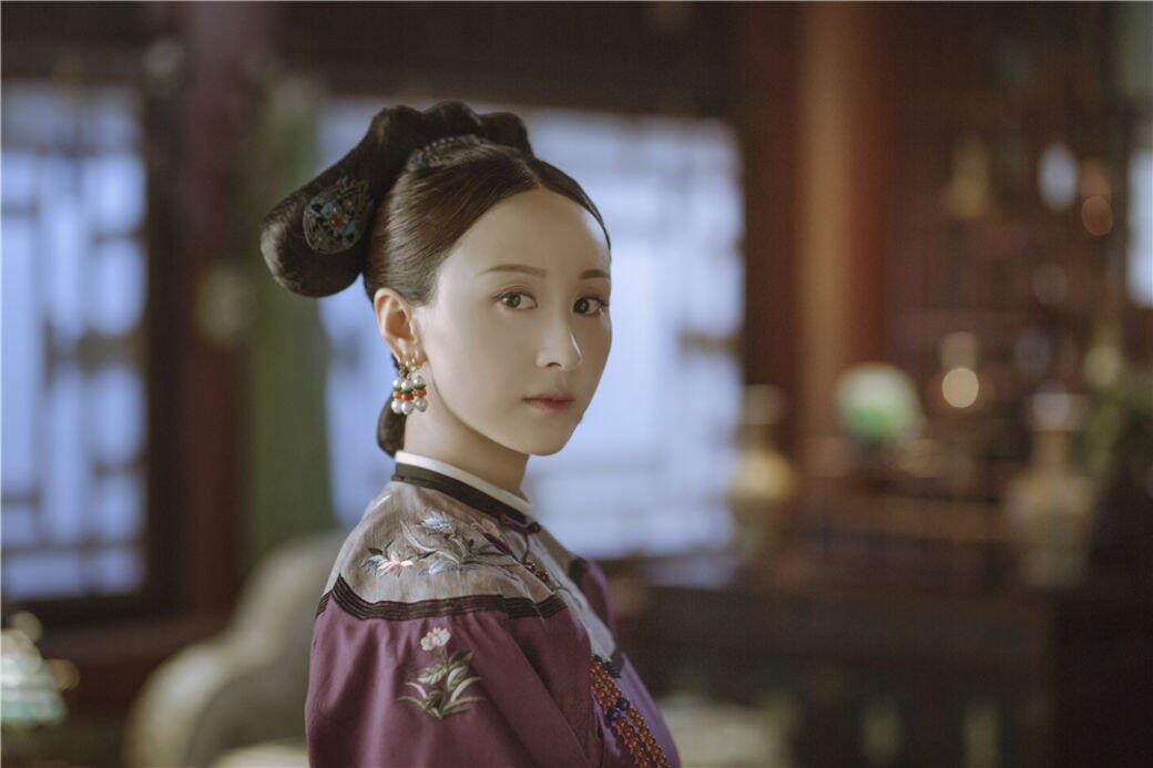 《延禧攻略》愉妃/愉貴人角色設定那種女人的複雜性,就像她身上貴重淡雅 《延禧攻略》愉妃/愉貴人角色設定那種女人的複雜性,就像她身上貴重淡雅