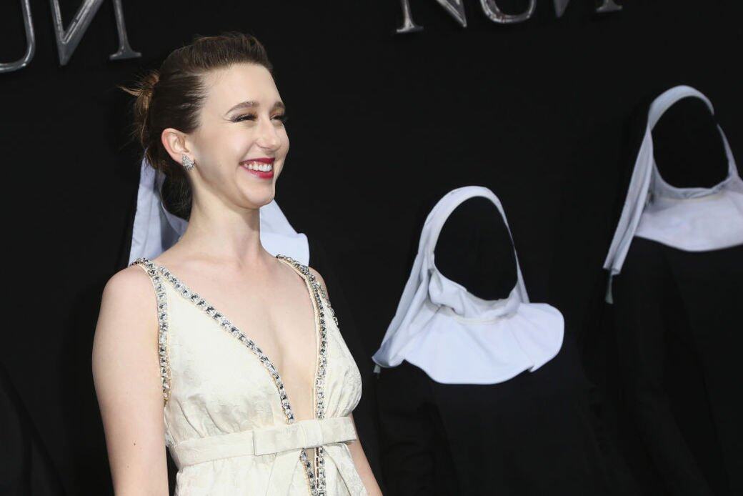 《詭修女》Taissa Farmiga拍鬼片走紅,私下的她原來愛這樣穿! 《詭修女》Taissa Farmiga拍鬼片走紅,私下的她原來愛這樣穿!