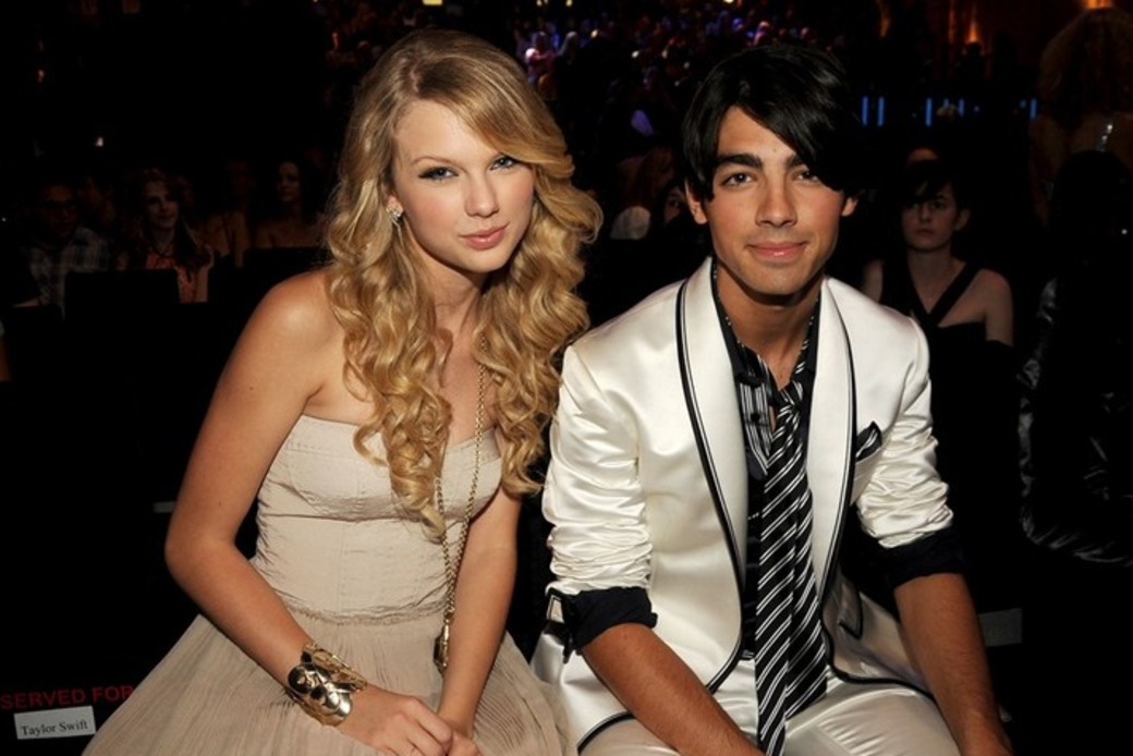 Taylor Swift, 情侶造型, 時裝, Style tips, 穿搭 Taylor Swift, 情侶造型, 時裝, Style tips, 穿搭