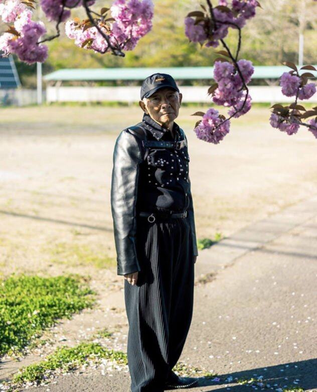 孫兒幫忙造型兼掌鏡,令Tetsuya與孫兒有更多相處時間,同時在網絡上製造viral 孫兒幫忙造型兼掌鏡,令Tetsuya與孫兒有更多相處時間,同時在網絡上製造viral