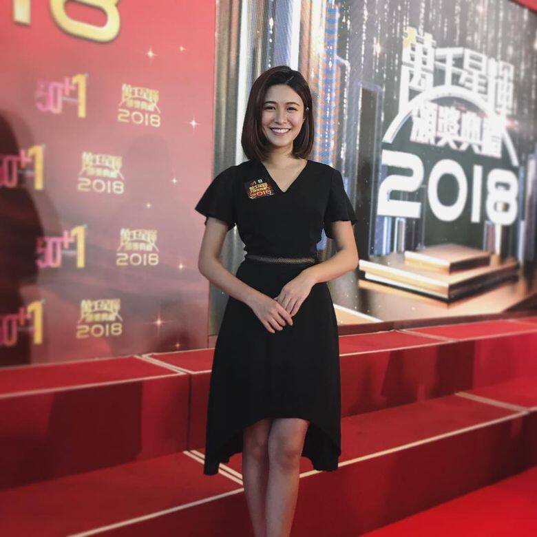 劉穎鏇和江嘉敏早前宣傳《兄弟》時不約而同地作全黑打扮 劉穎鏇和江嘉敏早前宣傳《兄弟》時不約而同地作全黑打扮