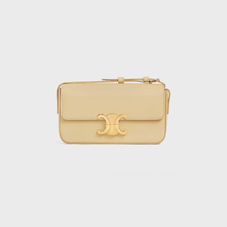 米白色Celine Triomphe shoulder bag $19,500