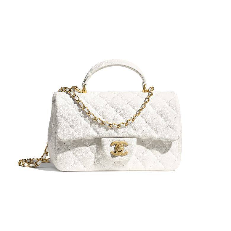 Chanel迷你翻蓋手挽袋,萃取品牌經典菱格紋和「雙C」手袋扣,已是銷售保證;手 Chanel迷你翻蓋手挽袋,萃取品牌經典菱格紋和「雙C」手袋扣,已是銷售保證;手